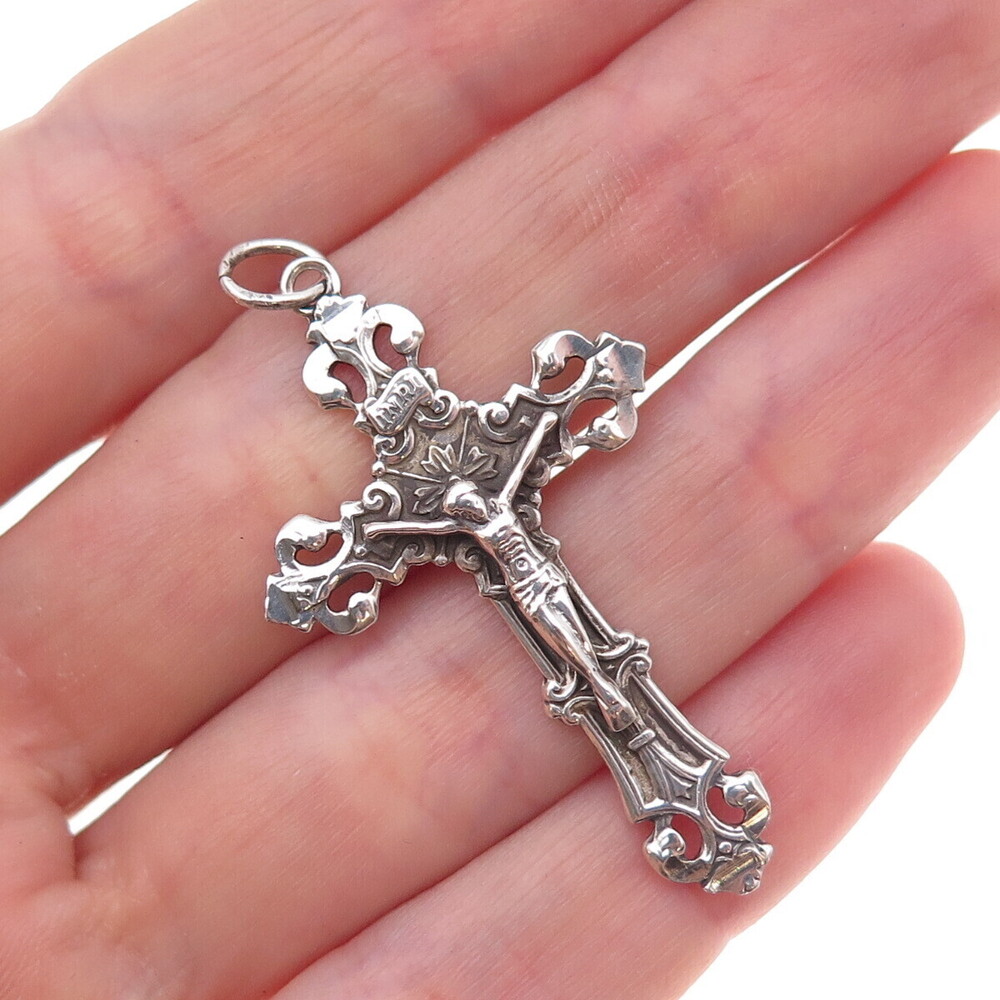 Princess Pride 925 Sterling Silver Vintage Crucifix Cross Oxidized Charm Pendant